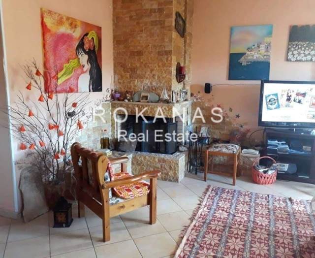 (Προς Πώληση) Κατοικία Οροφοδιαμέρισμα || Ν. Λασιθίου/Ιεράπετρα - 110 τ.μ, 3 Υ/Δ, 80.000€ 