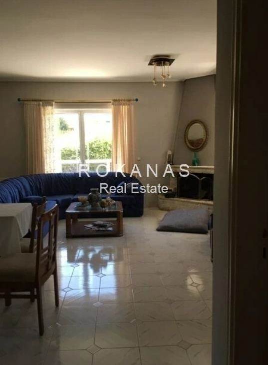 (For Sale) Residential Maisonette || Athens North/Nea Erithraia - 210 Sq.m, 4 Bedrooms, 430.000€ 