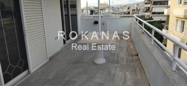 (For Sale) Residential Floor Apartment || Athens South/Palaio Faliro - 121 Sq.m, 2 Bedrooms, 359.000€ 