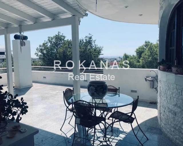 (For Sale) Residential Detached house || Athens South/Glyfada - 700 Sq.m, 5 Bedrooms, 2.280.000€ 