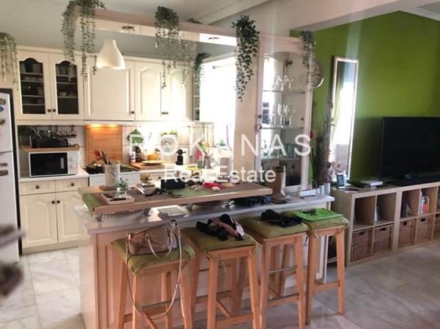 (For Sale) Residential Floor Apartment || Athens South/Palaio Faliro - 90 Sq.m, 2 Bedrooms, 285.000€ 
