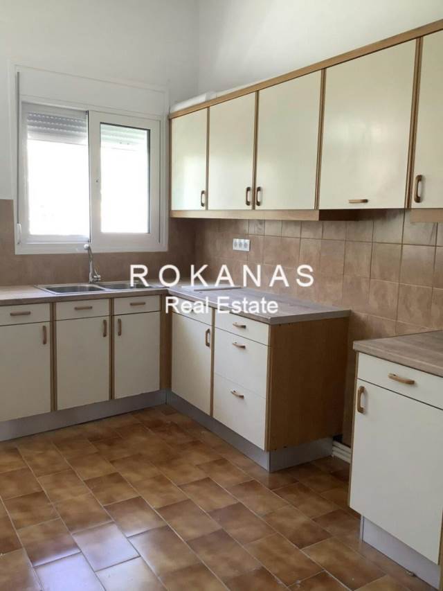 (For Sale) Residential Floor Apartment || Athens North/Marousi - 90 Sq.m, 2 Bedrooms, 250.000€ 
