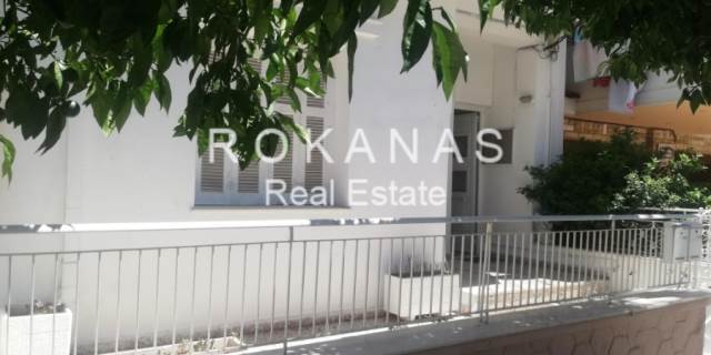 (For Sale) Residential Apartment || Piraias/Keratsini - 104 Sq.m, 2 Bedrooms, 80.000€ 