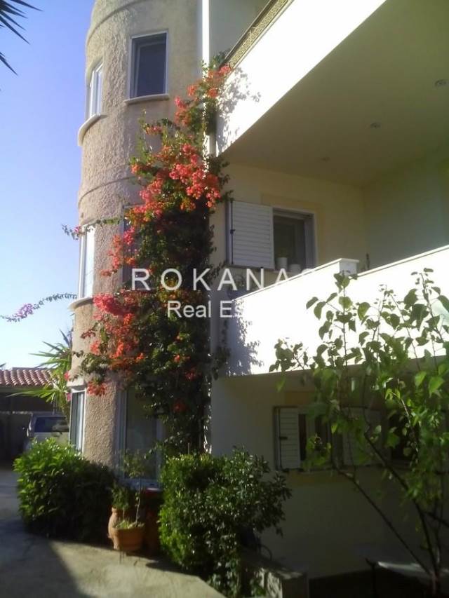 (For Sale) Residential Detached house || East Attica/Vari-Varkiza - 450 Sq.m, 8 Bedrooms, 1.680.000€ 