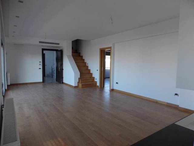 (For Sale) Residential Maisonette || Athens South/Glyfada - 190 Sq.m, 4 Bedrooms, 1.550.000€ 