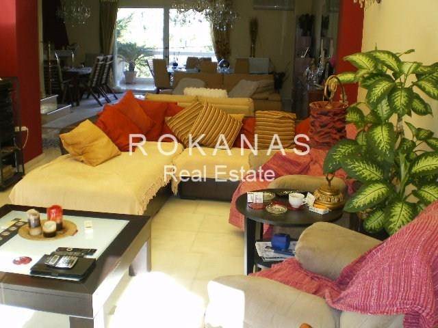 (For Rent) Residential Maisonette || East Attica/Voula - 250 Sq.m, 3 Bedrooms, 6.000€ 