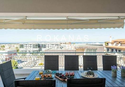 (Προς Ενοικίαση) Κατοικία Μεζονέτα || Αθήνα Νότια/Γλυφάδα - 210 τ.μ, 4 Υ/Δ, 4.000€ 