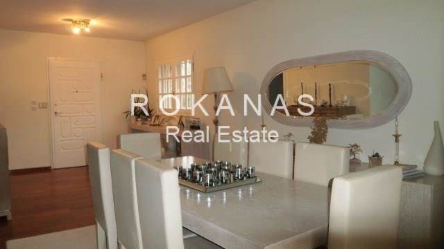 (For Sale) Residential Floor Apartment || Athens South/Glyfada - 137 Sq.m, 4 Bedrooms, 650.000€ 