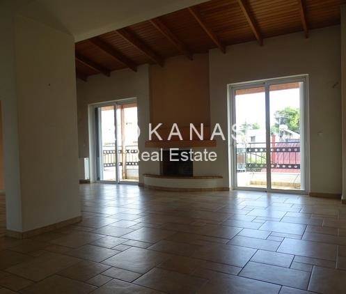 (For Rent) Residential Maisonette || Athens North/Pefki - 160 Sq.m, 3 Bedrooms, 1.300€ 