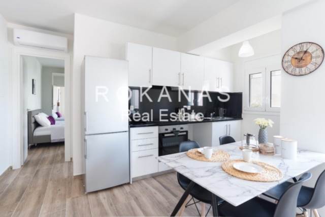 (Προς Πώληση) Κατοικία Διαμέρισμα || Αθήνα Νότια/Γλυφάδα - 45 τ.μ, 1 Υ/Δ, 250.000€ 