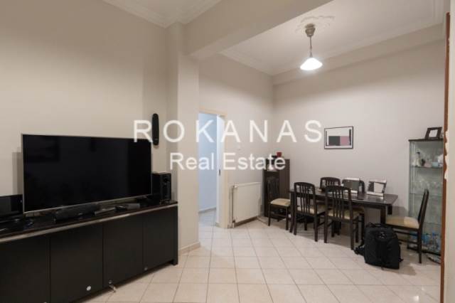 (For Sale) Residential Detached house || Athens Center/Dafni - 92 Sq.m, 2 Bedrooms, 225.000€ 