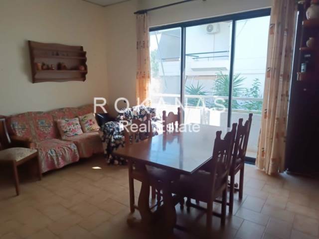 (For Sale) Residential Floor Apartment || Athens South/Glyfada - 173 Sq.m, 3 Bedrooms, 400.000€ 