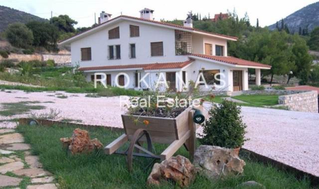 (For Sale) Residential Villa || East Attica/Markopoulo Mesogaias - 430 Sq.m, 7 Bedrooms, 2.300.000€ 