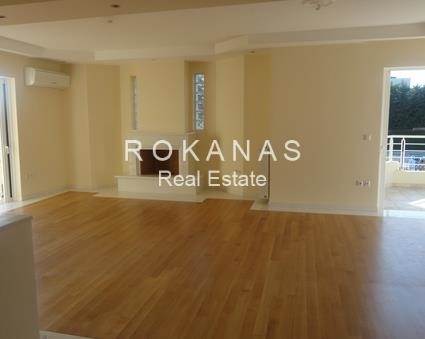 (For Rent) Residential Detached house || East Attica/Vari-Varkiza - 300 Sq.m, 3 Bedrooms, 3.300€ 