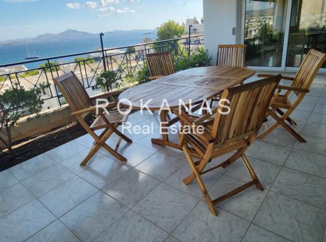 (Προς Ενοικίαση) Κατοικία Οροφοδιαμέρισμα || Ανατολική Αττική/Βάρη-Βάρκιζα - 180 τ.μ, 3 Υ/Δ, 3.900€ 