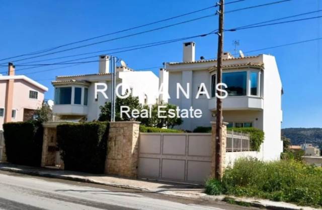 (For Sale) Residential Maisonette || East Attica/Vari-Varkiza - 230 Sq.m, 4 Bedrooms, 950.000€ 