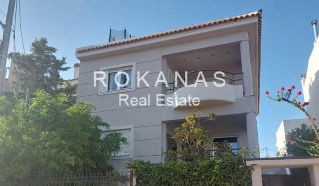 (Προς Ενοικίαση) Κατοικία Μονοκατοικία || Ανατολική Αττική/Βάρη-Βάρκιζα - 280 τ.μ, 5 Υ/Δ, 2.600€ 