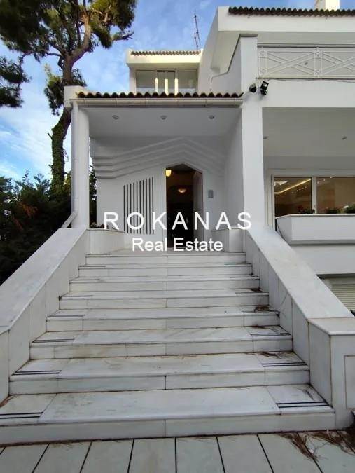 (For Sale) Residential Detached house || Athens North/Nea Erithraia - 580 Sq.m, 8 Bedrooms, 2.800.000€ 