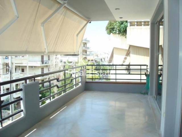 (Προς Ενοικίαση) Κατοικία Οροφοδιαμέρισμα || Αθήνα Νότια/Γλυφάδα - 134 τ.μ, 3 Υ/Δ, 1.150€ 