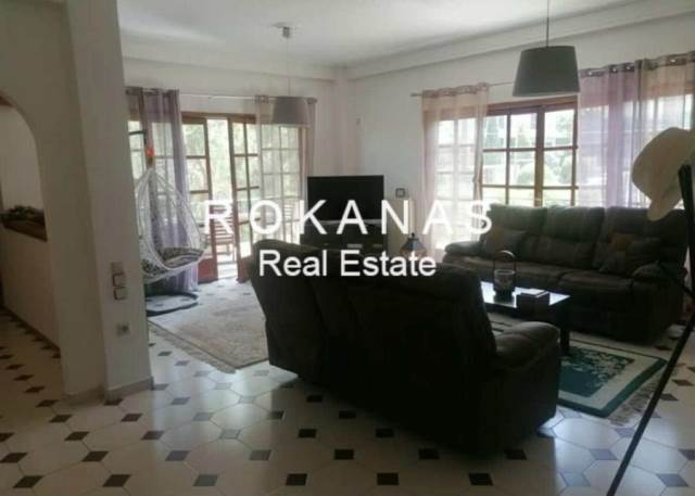 (For Sale) Residential Floor Apartment || Athens South/Glyfada - 134 Sq.m, 2 Bedrooms, 780.000€ 