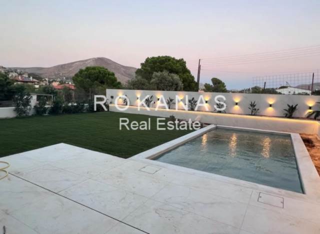 (For Sale) Residential Maisonette || East Attica/Kalyvia-Lagonisi - 185 Sq.m, 3 Bedrooms, 800.000€ 