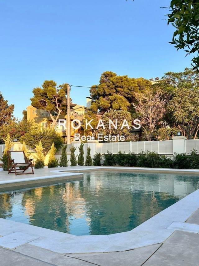 (Προς Ενοικίαση) Κατοικία Βίλα || Αθήνα Νότια/Ελληνικό - 240 τ.μ, 3 Υ/Δ, 7.500€ 