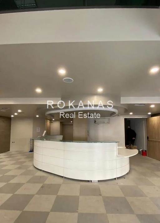(Προς Ενοικίαση) Επαγγελματικός Χώρος Κατάστημα || Πειραιάς/Πειραιάς - 1.100 τ.μ, 16.000€ 