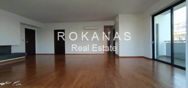 (For Sale) Residential Apartment || Athens South/Glyfada - 131 Sq.m, 3 Bedrooms, 890.000€ 