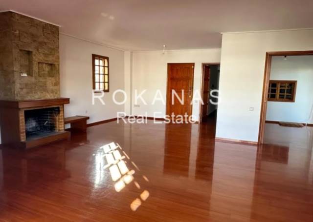 (Προς Ενοικίαση) Κατοικία Οροφοδιαμέρισμα || Αθήνα Νότια/Γλυφάδα - 140 τ.μ, 3 Υ/Δ, 3.000€ 