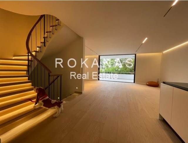 (For Sale) Residential Maisonette || East Attica/Voula - 160 Sq.m, 3 Bedrooms, 770.000€ 