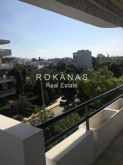 (Προς Ενοικίαση) Κατοικία Οροφοδιαμέρισμα || Αθήνα Νότια/Γλυφάδα - 225 τ.μ, 4 Υ/Δ, 2.500€ 