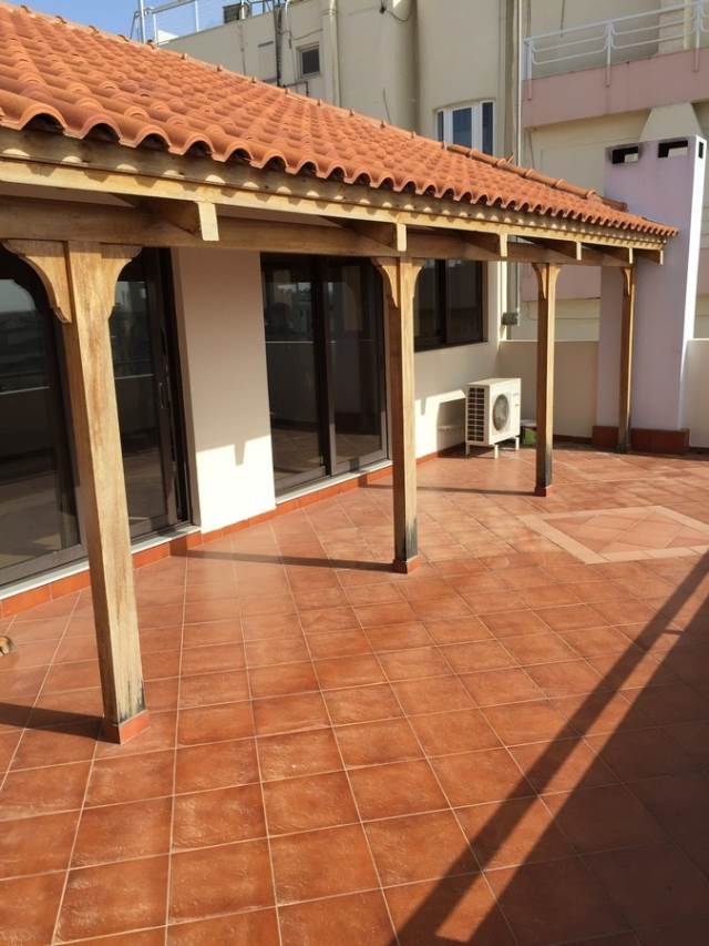 (Προς Ενοικίαση) Κατοικία Οροφοδιαμέρισμα || Αθήνα Νότια/Γλυφάδα - 140 τ.μ, 2 Υ/Δ, 1.800€ 