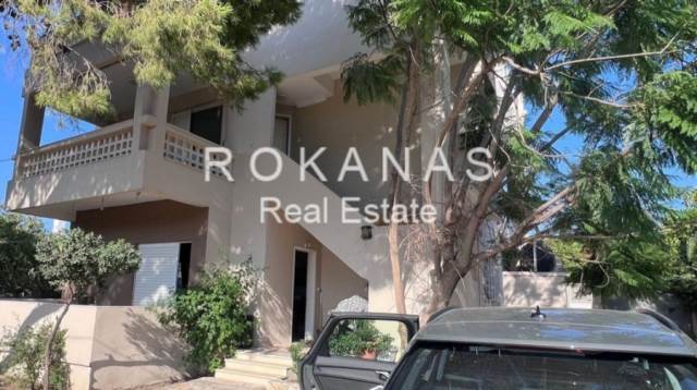 (For Sale) Residential Maisonette || East Attica/Markopoulo Mesogaias - 220 Sq.m, 4 Bedrooms, 680.000€ 