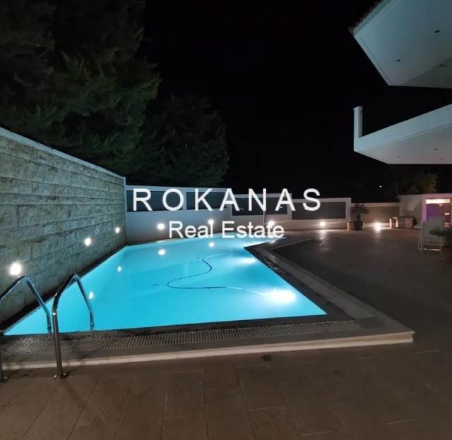 (Προς Ενοικίαση) Κατοικία Μεζονέτα || Ανατολική Αττική/Βάρη-Βάρκιζα - 230 τ.μ, 3 Υ/Δ, 4.200€ 