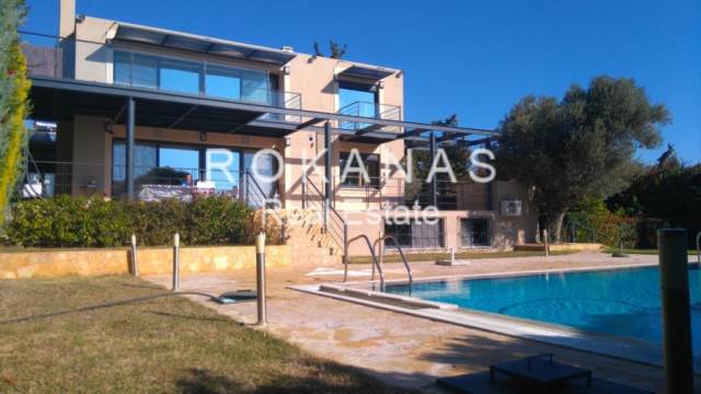 (Προς Ενοικίαση) Κατοικία Βίλα || Ανατολική Αττική/Καλύβια-Λαγονήσι - 260 τ.μ, 5 Υ/Δ, 3.250€ 