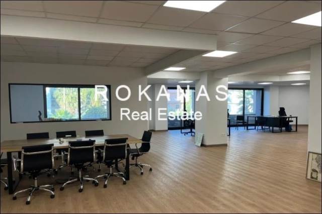 (Προς Ενοικίαση) Επαγγελματικός Χώρος Γραφείο || Αθήνα Νότια/Γλυφάδα - 230 τ.μ, 4.000€ 