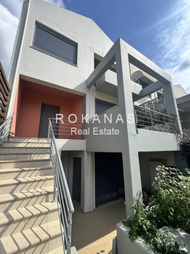 (Προς Πώληση) Κατοικία Μεζονέτα || Ανατολική Αττική/Βάρη-Βάρκιζα - 262 τ.μ, 5 Υ/Δ, 750.000€ 