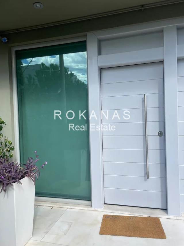 (For Sale) Residential Maisonette || Athens South/Palaio Faliro - 131 Sq.m, 4 Bedrooms, 220.000€ 