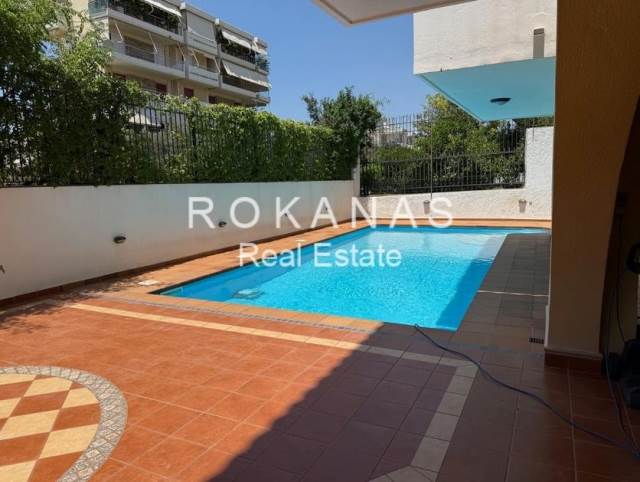 (For Sale) Residential Detached house || Athens South/Glyfada - 470 Sq.m, 7 Bedrooms, 3.000.000€ 