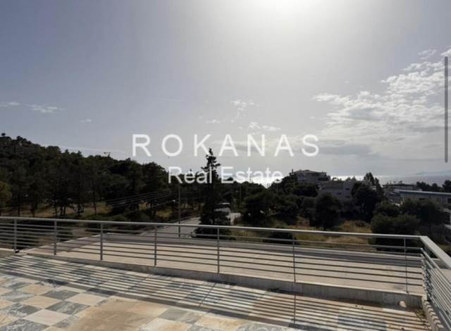 (For Sale) Residential Floor Apartment || East Attica/Vouliagmeni - 144 Sq.m, 2 Bedrooms, 1.350.000€ 