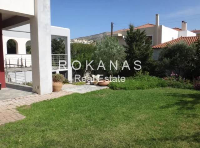 (Προς Πώληση) Κατοικία Μονοκατοικία || Ανατολική Αττική/Καλύβια-Λαγονήσι - 360 τ.μ, 4 Υ/Δ, 449.000€ 